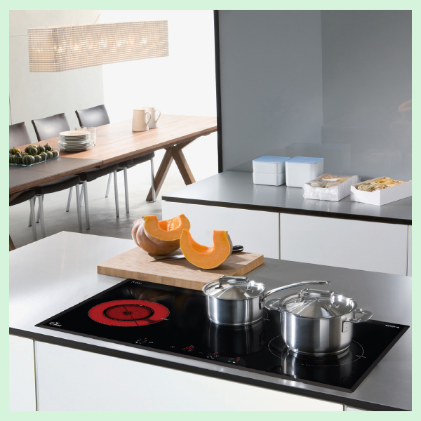 Bếp điện từ TOM 03IR