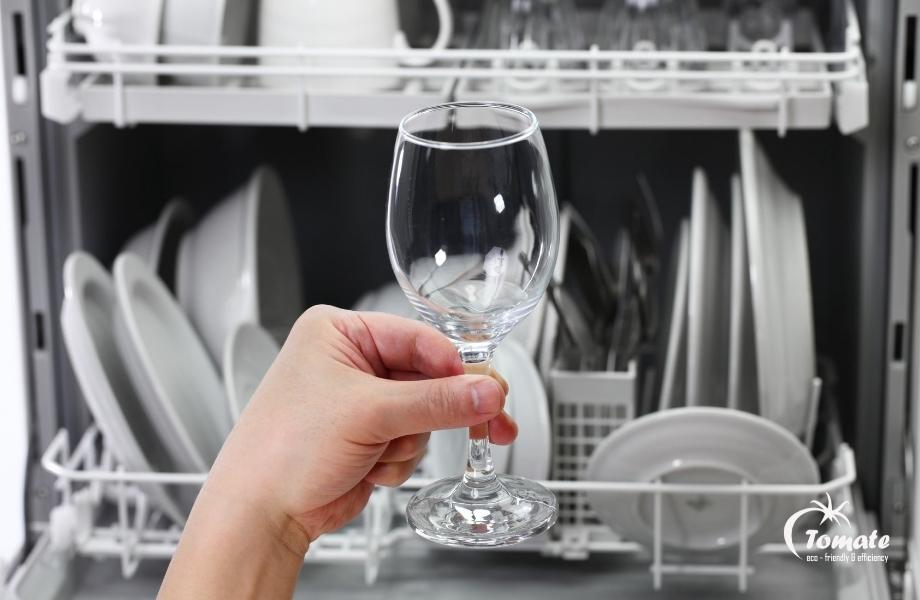 Máy rửa bát Tomate