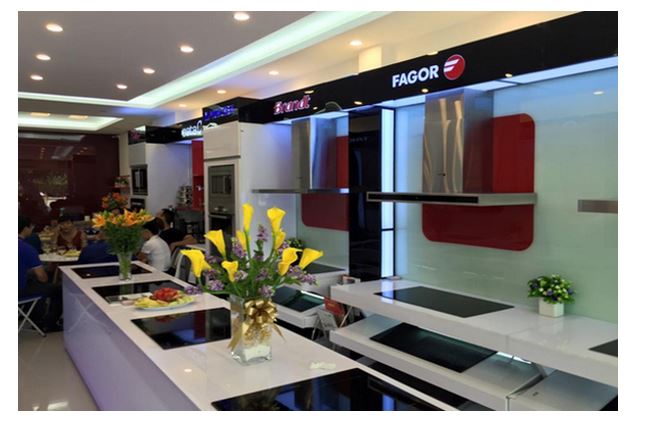 Chia sẻ kinh nghiệm mua bếp từ nơi uy tín