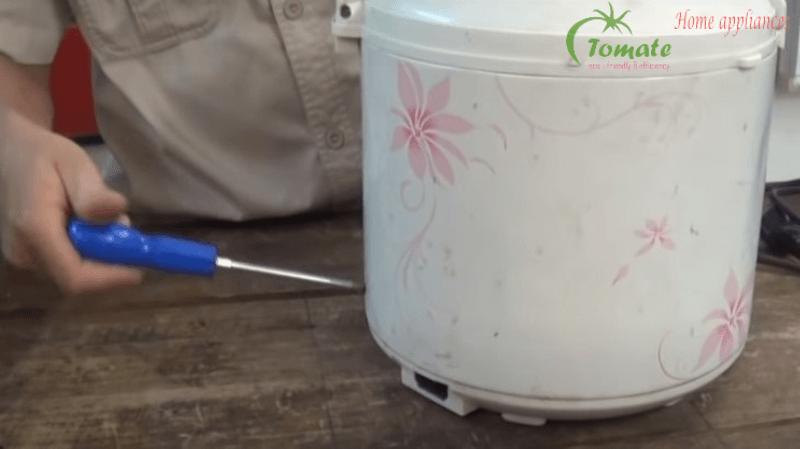 cách tháo nồi cơm điện