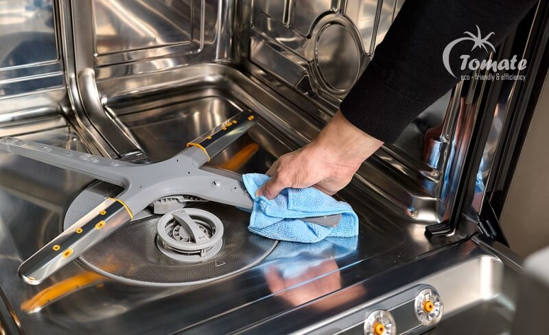 Vệ sinh đúng cách giúp loại bỏ mùi hôi trên máy rửa bát