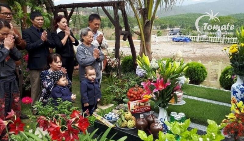 Góc lưu niệm khi tảo mộ trong dịp Tết