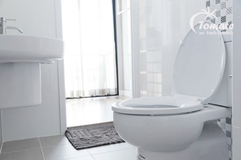 Dọn nhà vệ sinh sạch sẽ sáng bóng