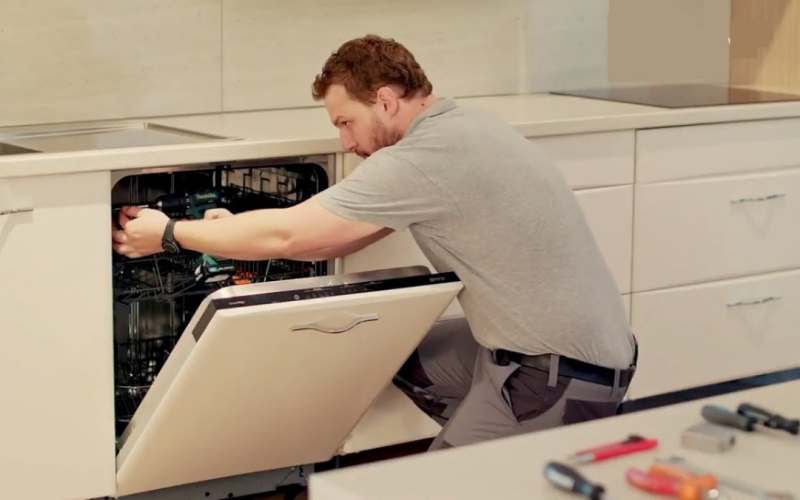 cách lắp đặt máy rửa bát Electrolux