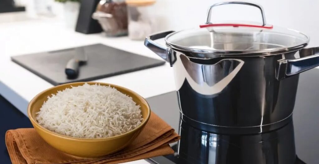 Cách nấu cơm bằng bếp điện