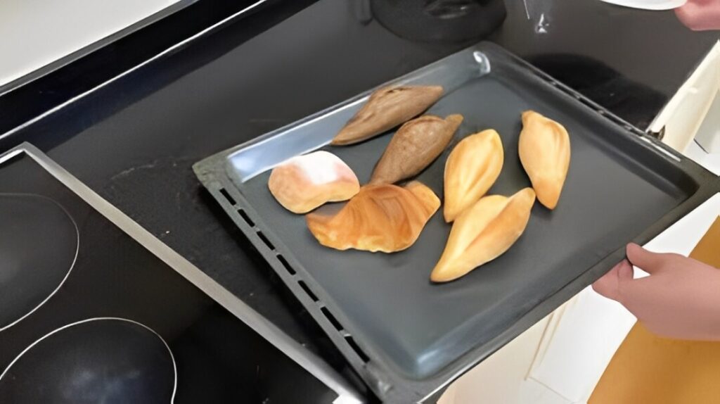 nướng bánh mì bằng bếp từ