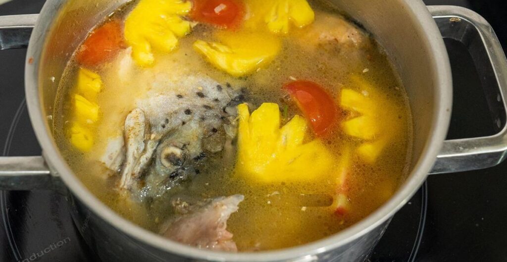 cách nấu canh chua dứa