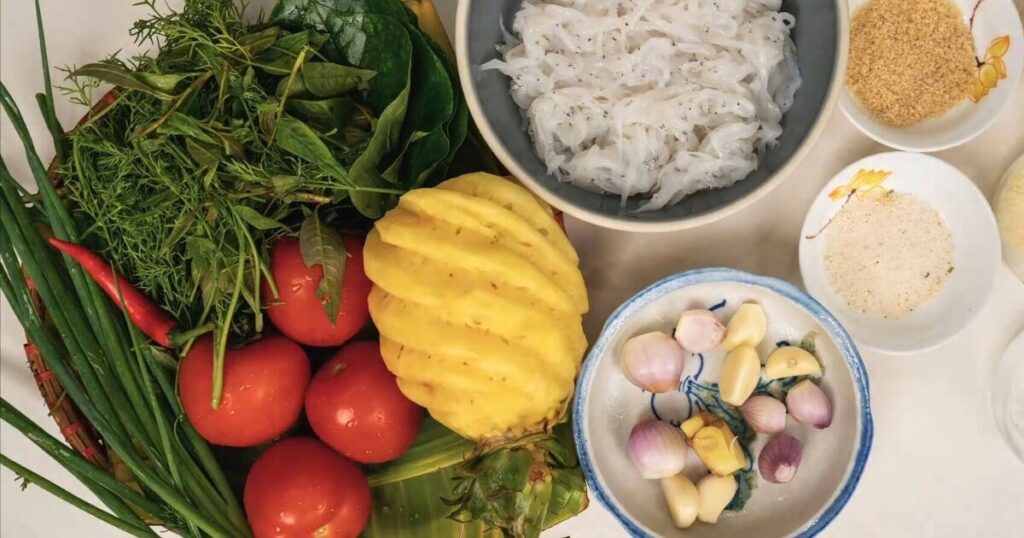 nguyên liệu canh cá ngần nấu dứa